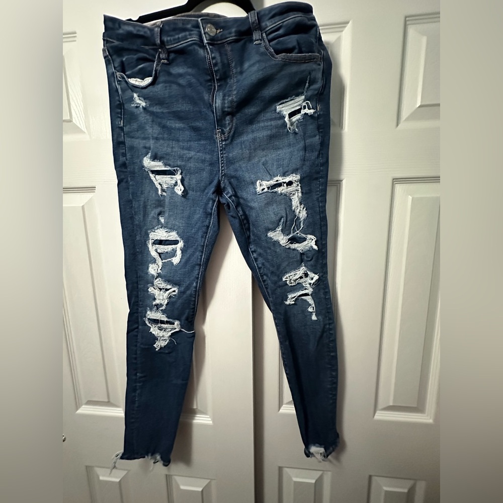 American Eagle Outfitters Ripped Dark Blue Skinny Jeans

14 short